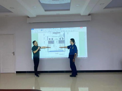 臨滄支隊(duì)召開非集中接警大隊(duì)指揮中心升級(jí)改造項(xiàng)目技術(shù)方案論證咨詢?cè)u(píng)審會(huì)